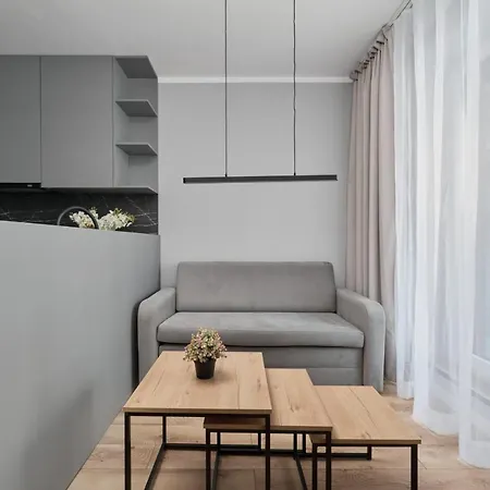 Gwiazdzista By The Sky Tower In By Renters *