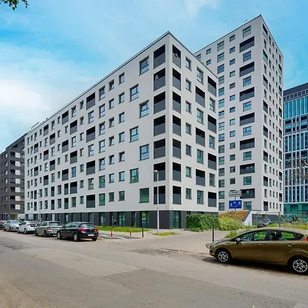 Apartment Gwiazdzista By The Sky Tower In By Renters Wroclaw