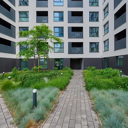 Apartment Gwiazdzista By The Sky Tower In By Renters *