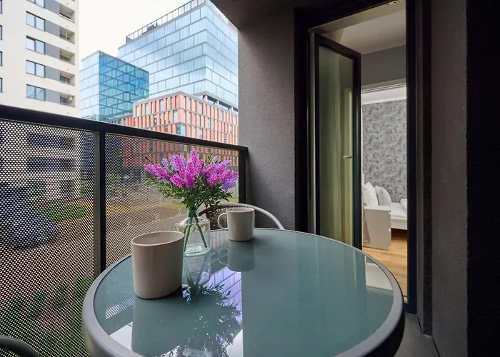 Apartman Gwiazdzista By The Sky Tower In By Renters